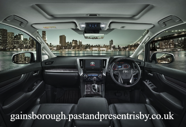 Mobil dengan Interior Paling Mewah